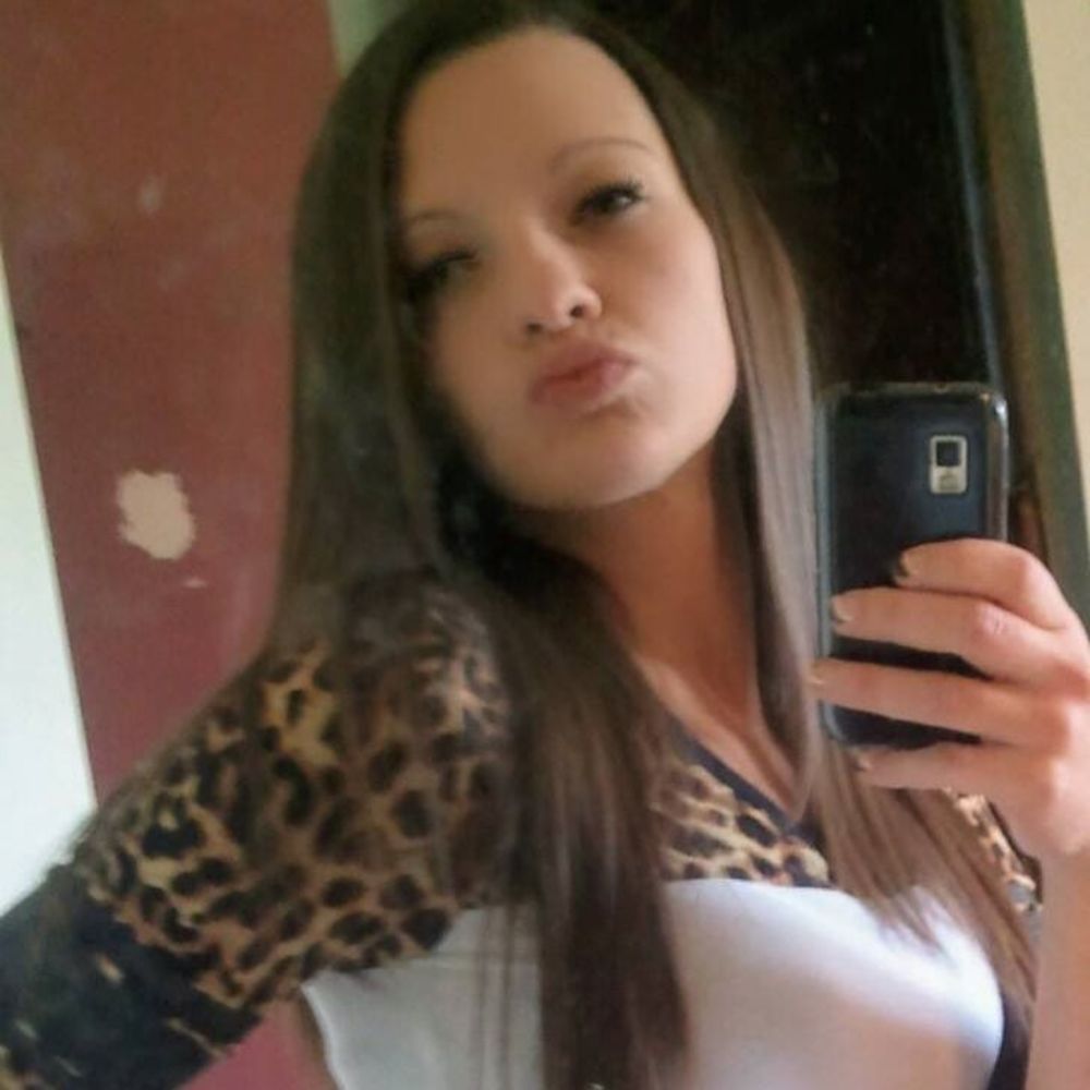 Meet your Posher, Selena